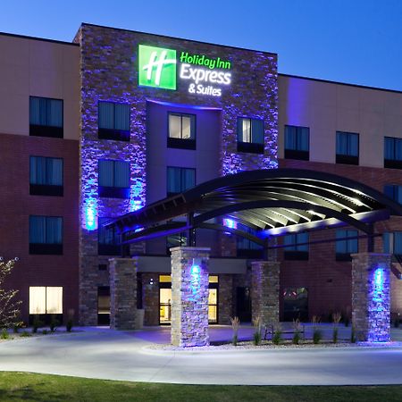 Holiday Inn Express & Suites Fort Dodge By Ihg Eksteriør billede