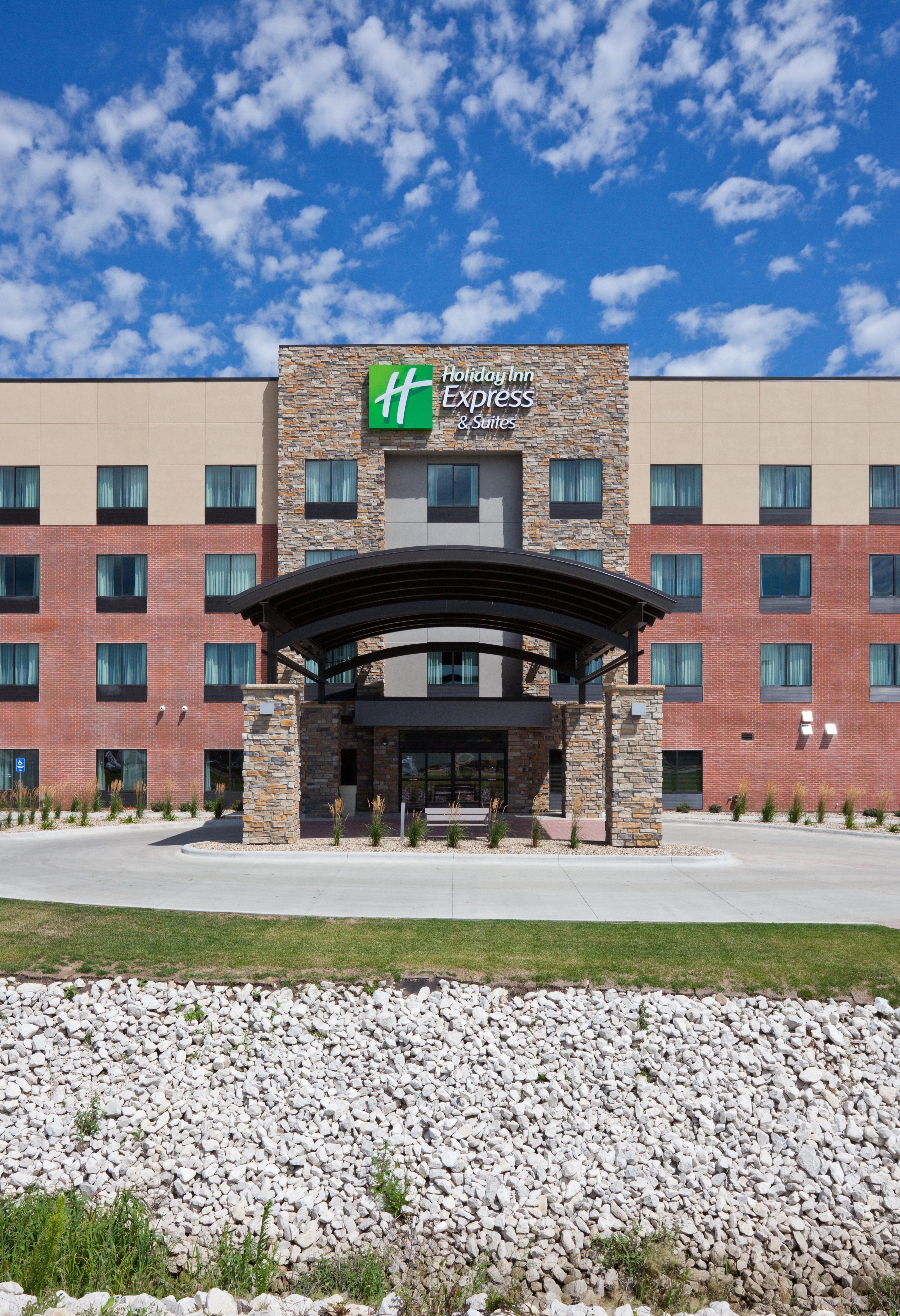 Holiday Inn Express & Suites Fort Dodge By Ihg Eksteriør billede