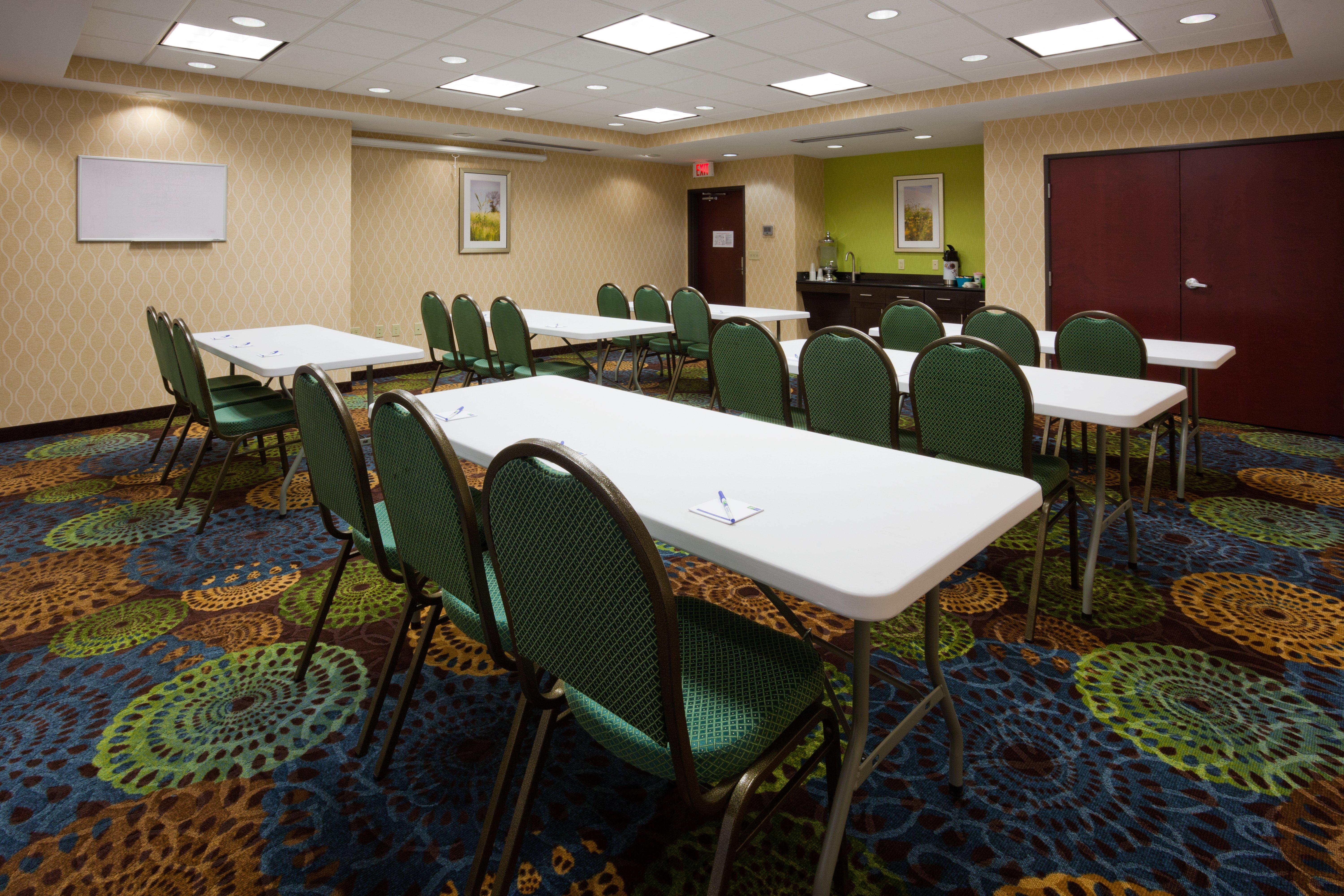 Holiday Inn Express & Suites Fort Dodge By Ihg Eksteriør billede