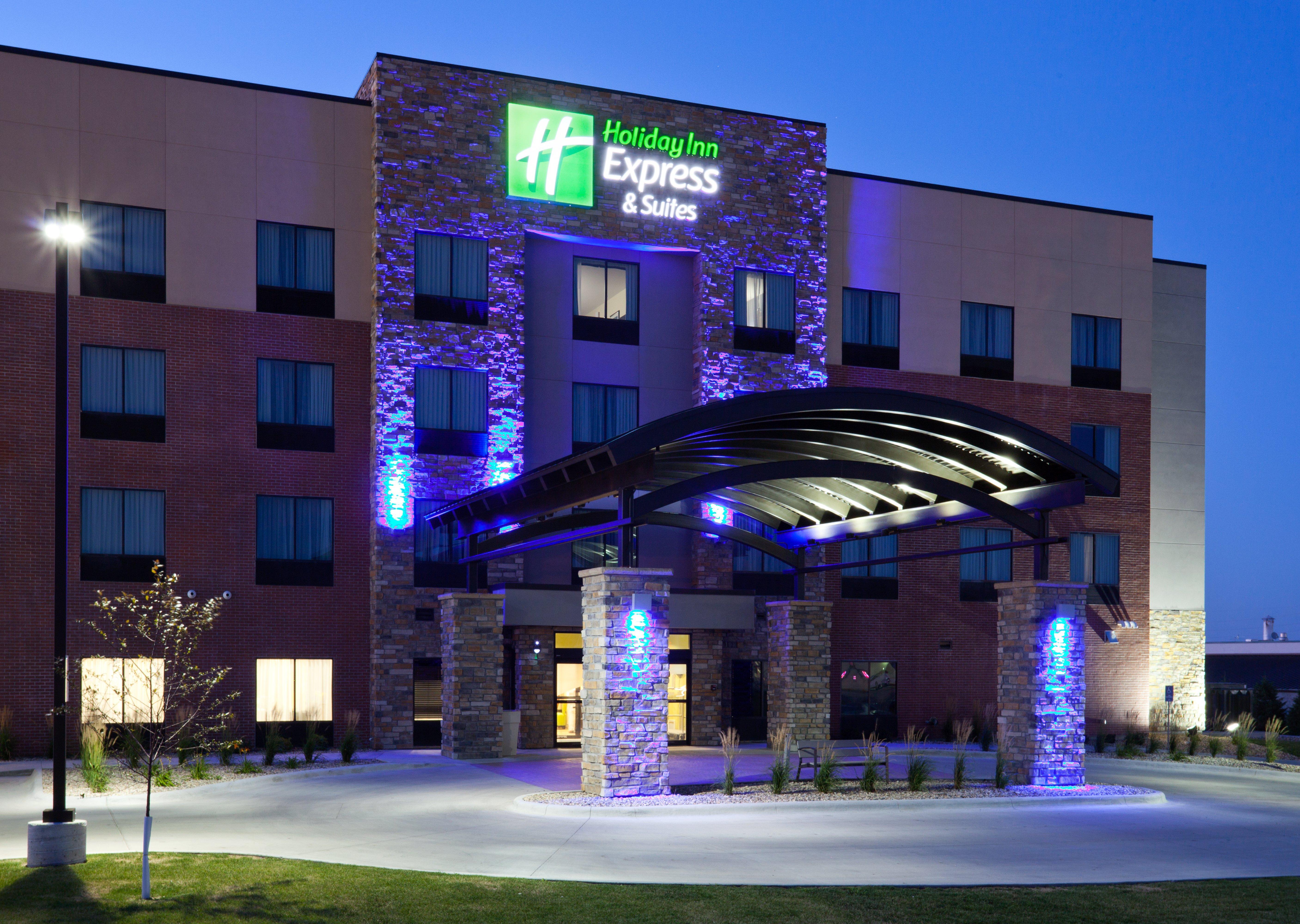 Holiday Inn Express & Suites Fort Dodge By Ihg Eksteriør billede