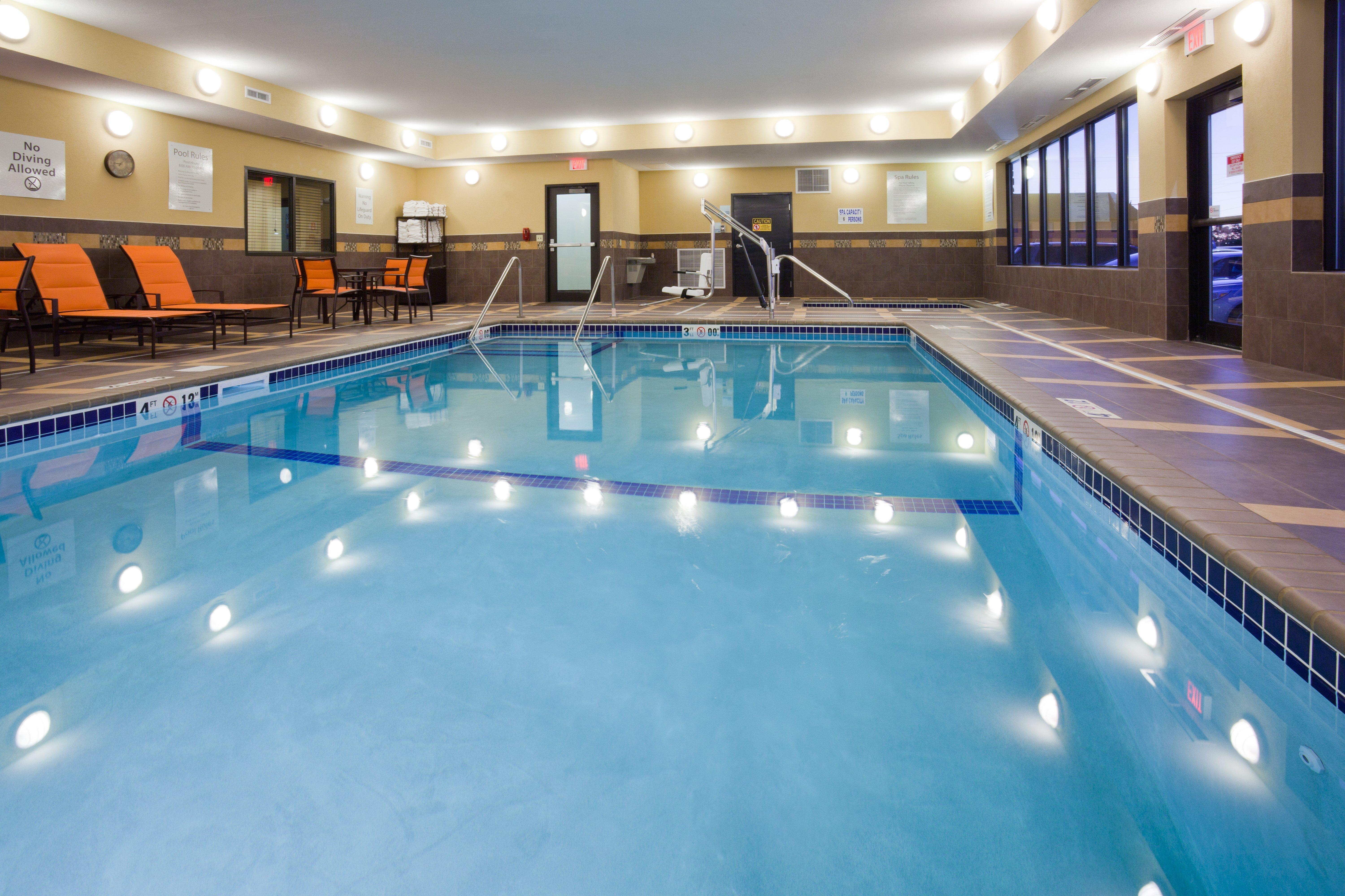 Holiday Inn Express & Suites Fort Dodge By Ihg Eksteriør billede