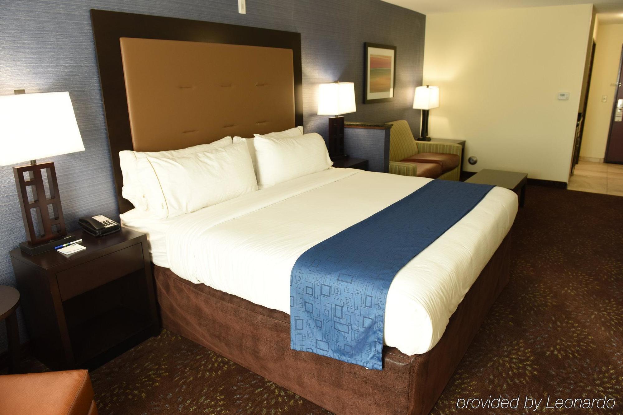 Holiday Inn Express & Suites Fort Dodge By Ihg Eksteriør billede