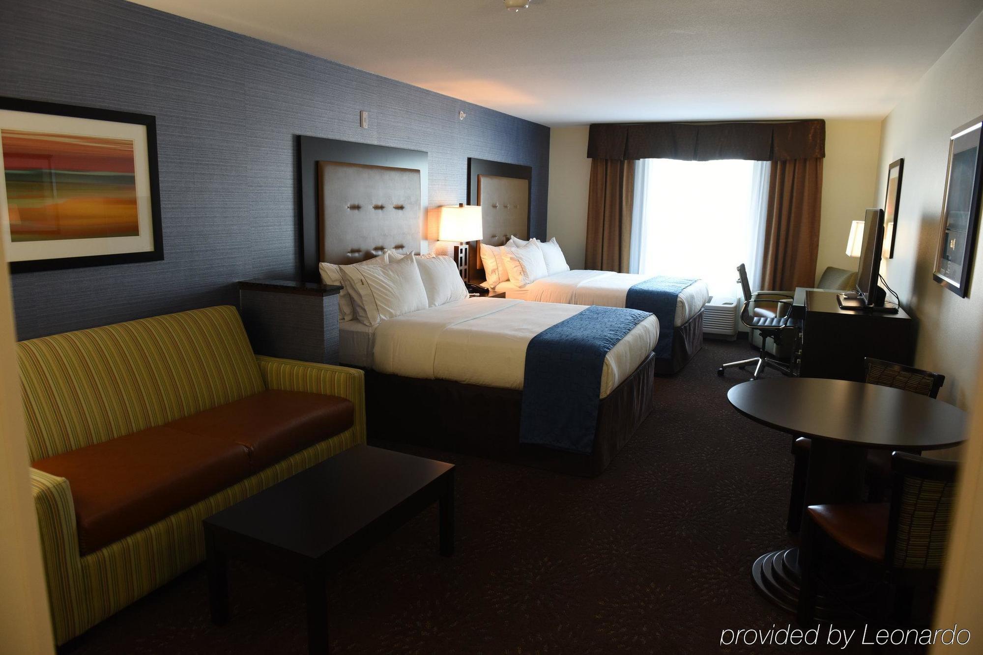 Holiday Inn Express & Suites Fort Dodge By Ihg Eksteriør billede