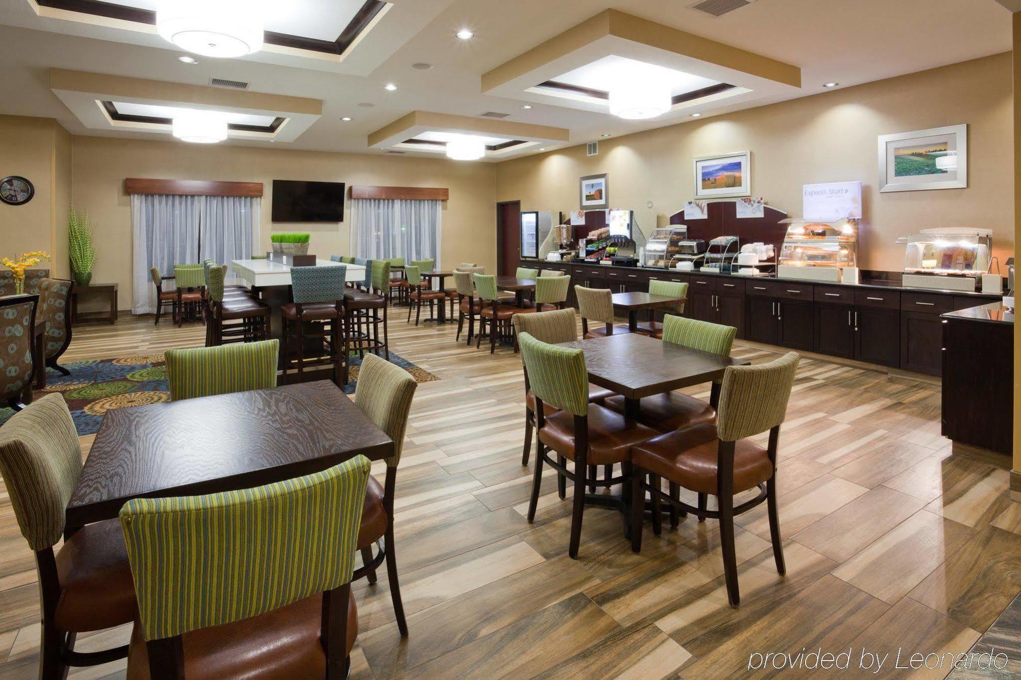 Holiday Inn Express & Suites Fort Dodge By Ihg Eksteriør billede