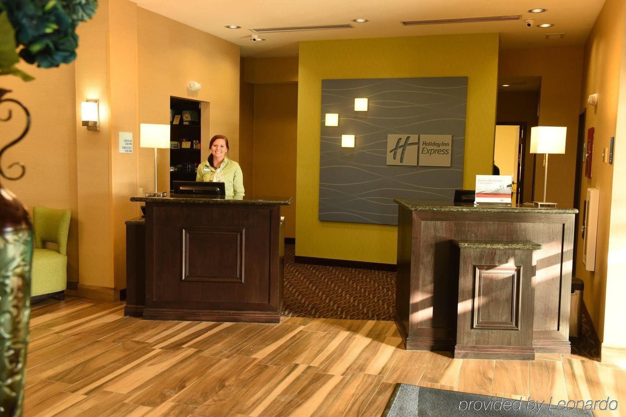 Holiday Inn Express & Suites Fort Dodge By Ihg Eksteriør billede