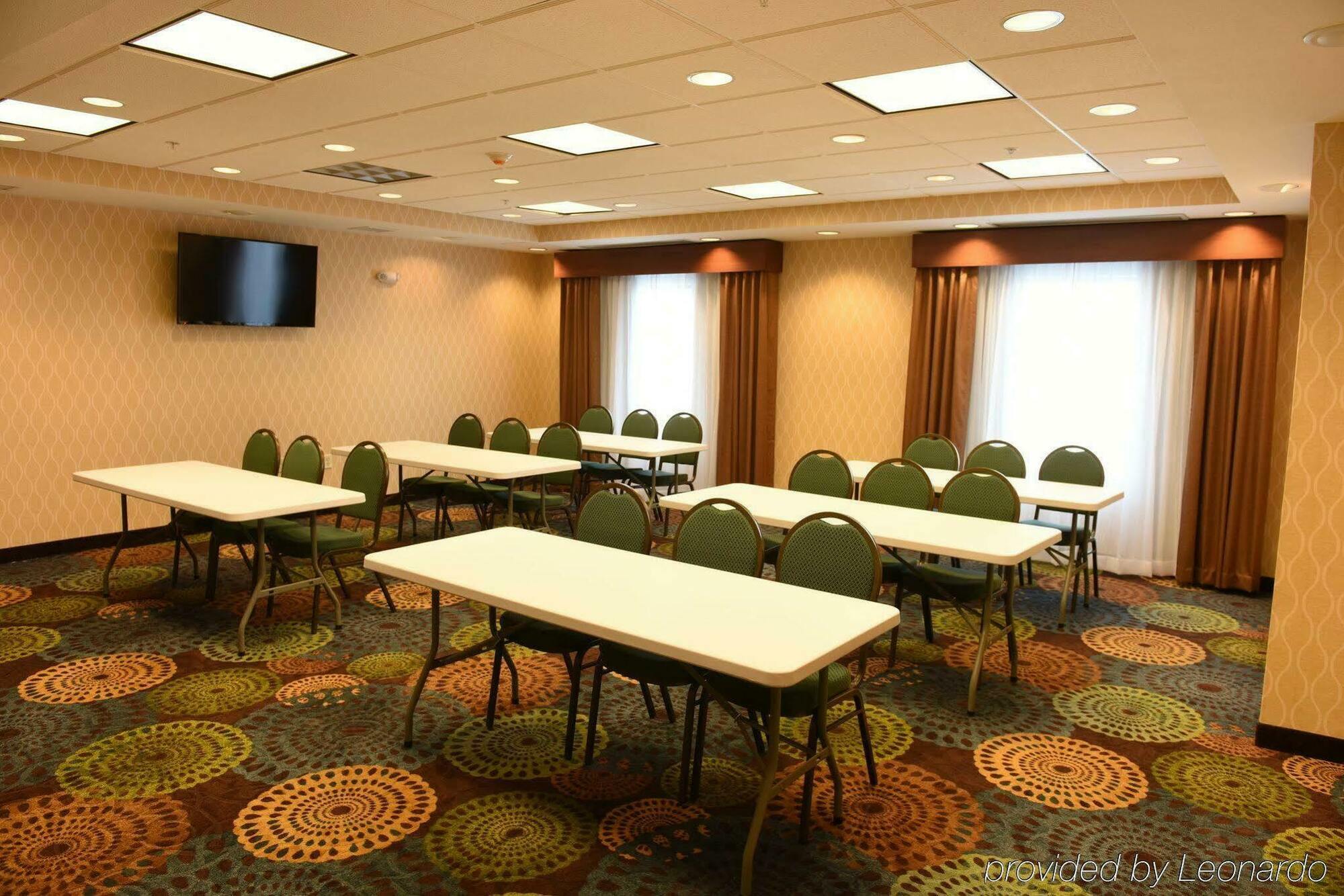 Holiday Inn Express & Suites Fort Dodge By Ihg Eksteriør billede